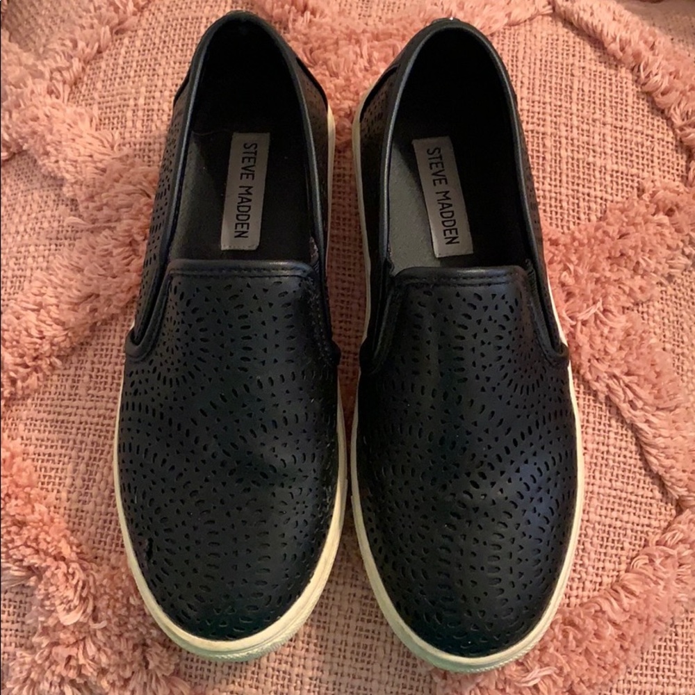 Steve Madden slip on
